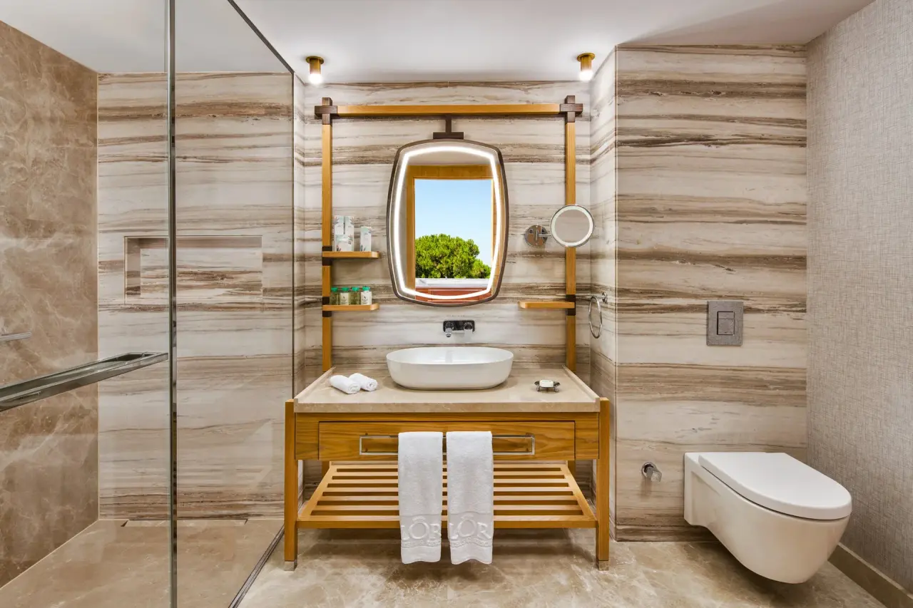 King Suite Gloria Serenity Resort — 6
