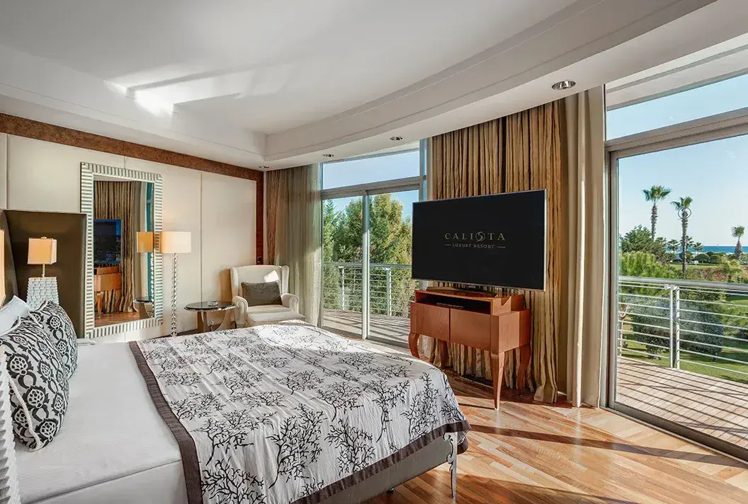 Villa LEO Calista Luxury Resort — 4