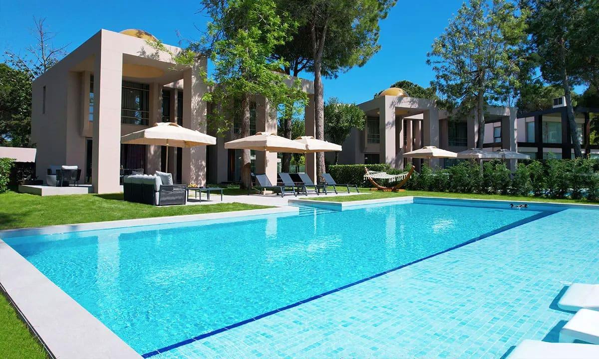 Queen and King Villas Gloria Serenity Resort