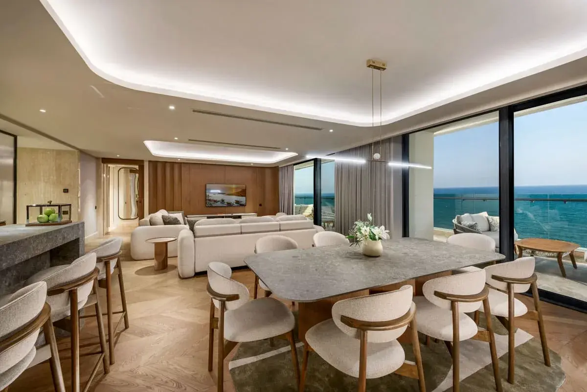 Crown Horizon Suite Regnum The Crown — 3