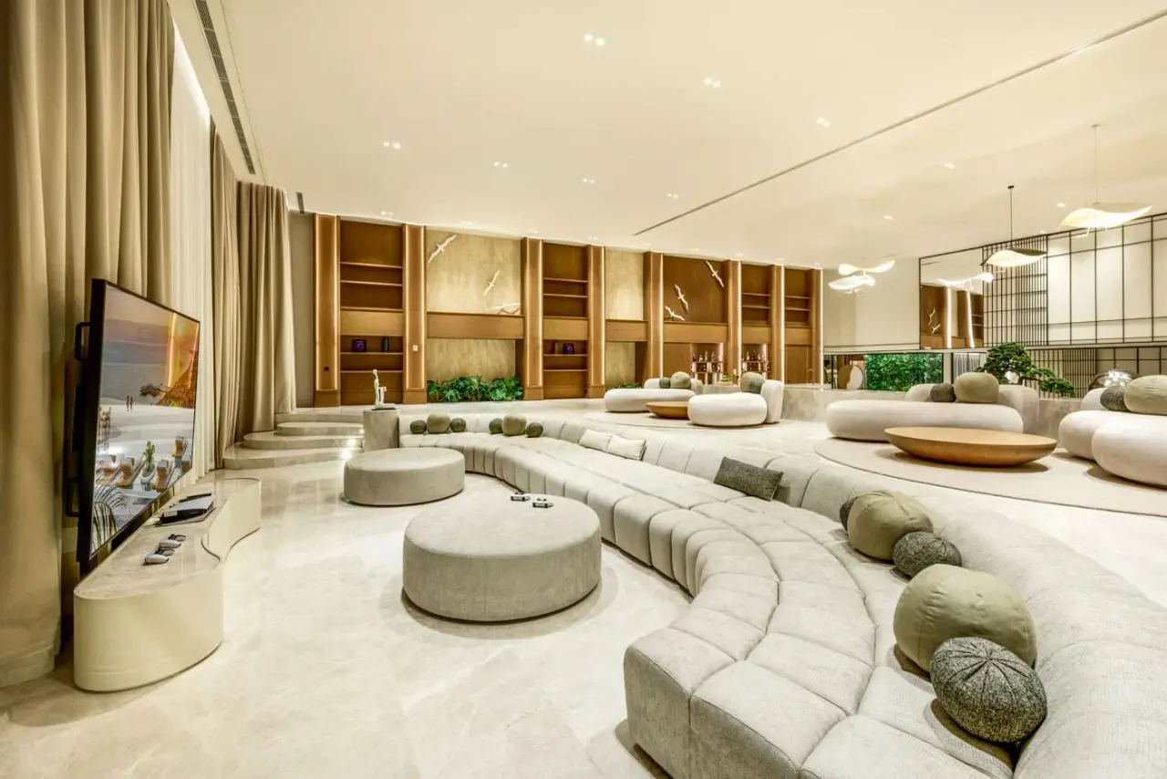 Crown Signature Suite Regnum The Crown — 7