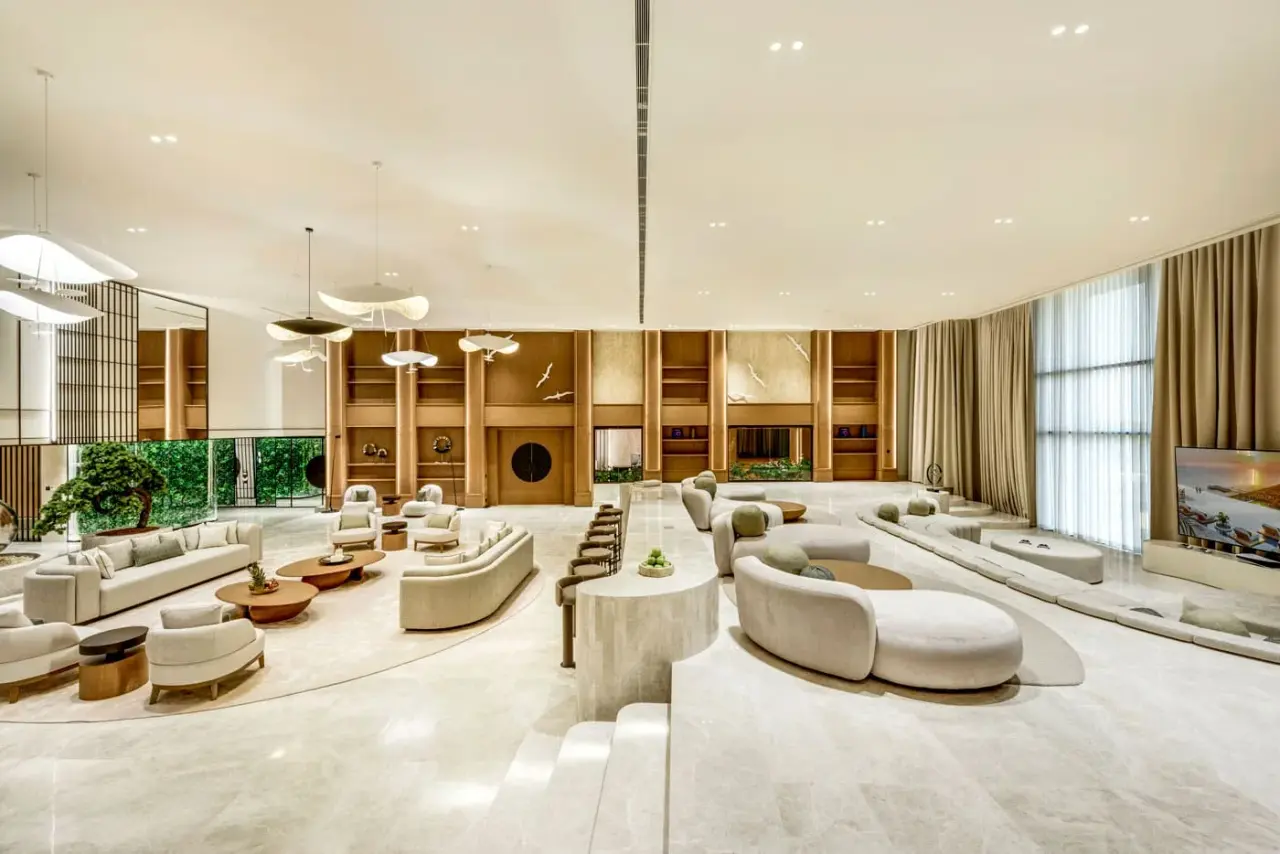 Crown Signature Suite Regnum The Crown — 9