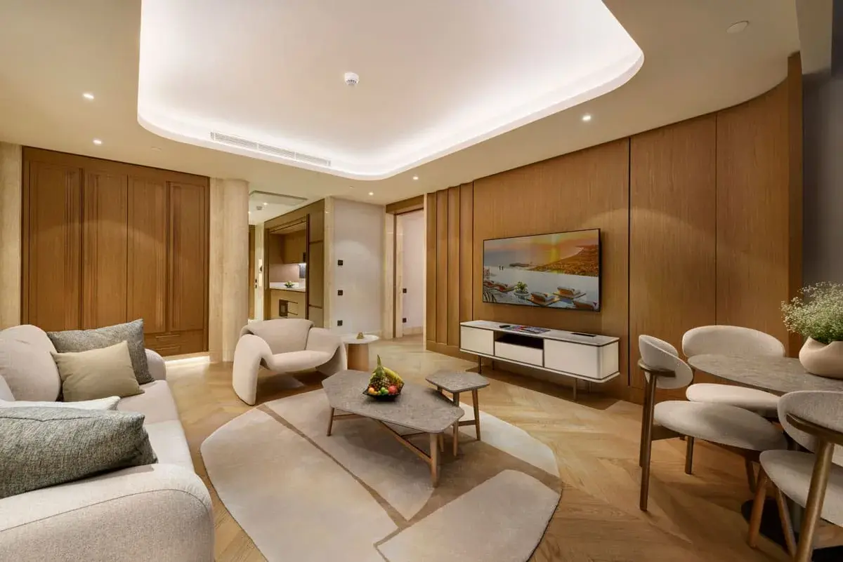 Crown Horizon Suite Regnum The Crown — 11