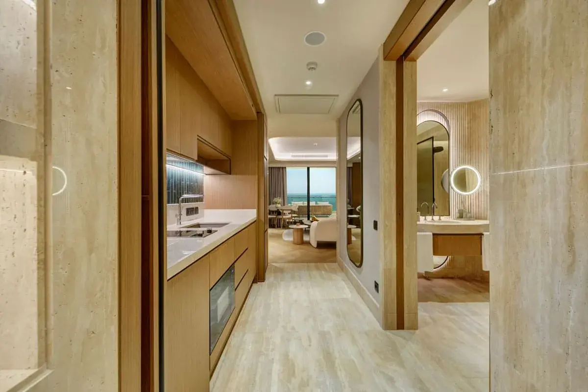 Crown Horizon Suite Regnum The Crown — 12