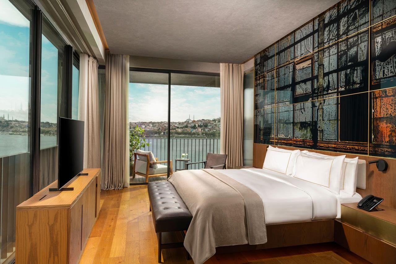 One Bedroom Premium Terrace Suite Sea View Rixos Tersane Istanbul