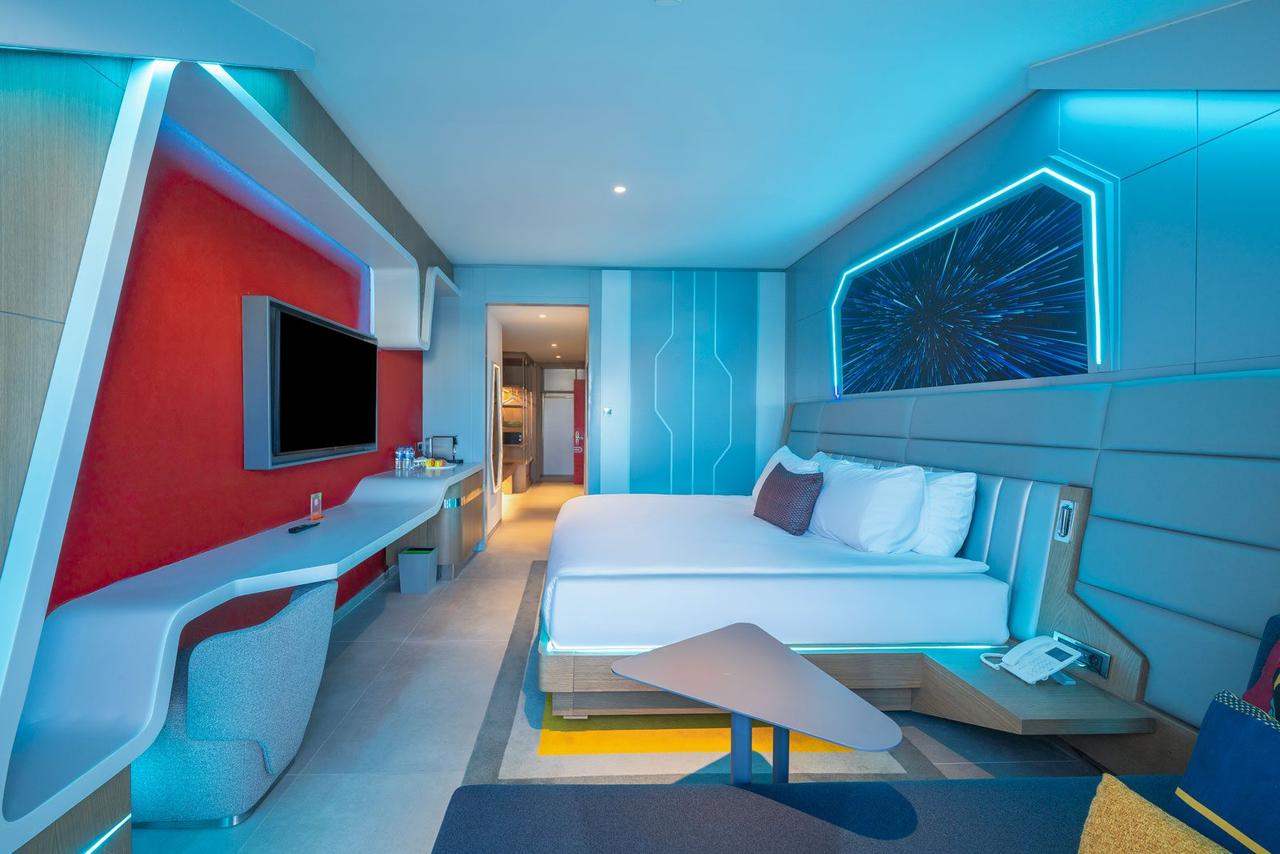 Themed Deluxe Room Connection The Land of Legends Nickelodeon — 4