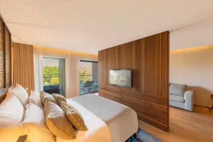D Maris Bay — Gallery 5